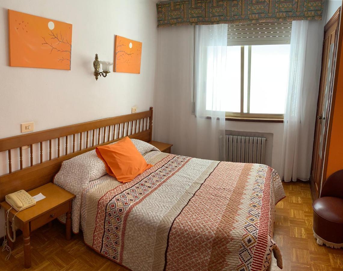 Hotel Espana ルーゴ エクステリア 写真