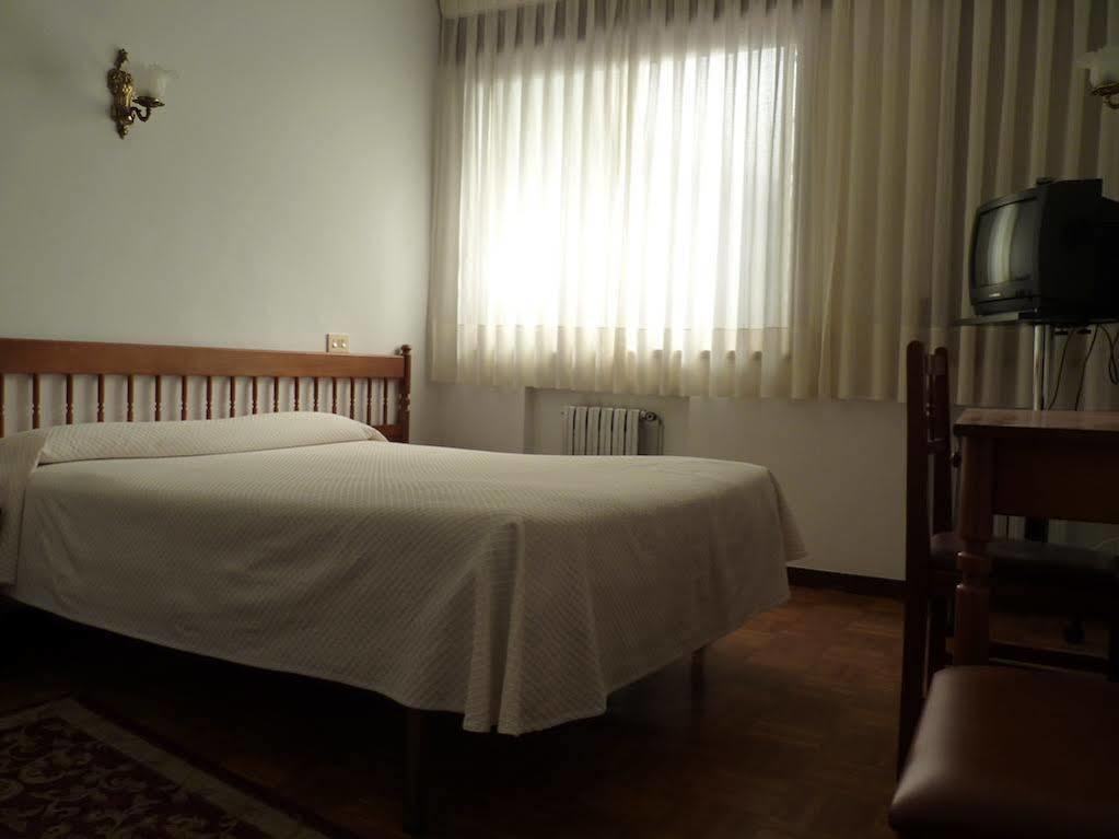 Hotel Espana ルーゴ エクステリア 写真